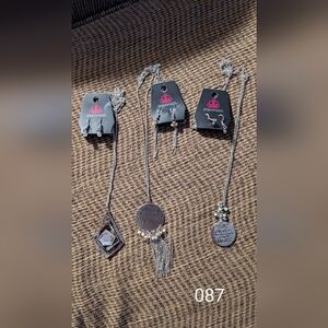 Paparazzi Jewelry - 3 SETS - Necklace And Earrings